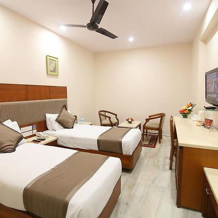 Daspalla Executive Court Visakhapatnam Exterior photo
