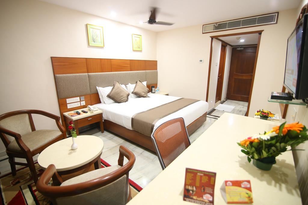 Daspalla Executive Court Visakhapatnam Exterior photo